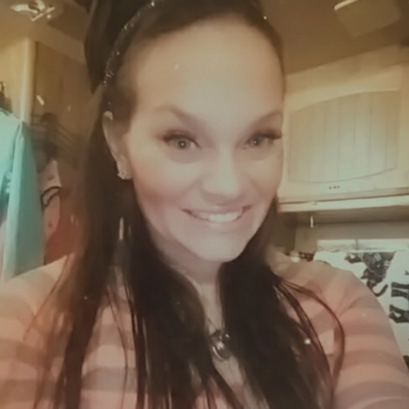 Meet your Posher, Georgina - Picture 3 of 10